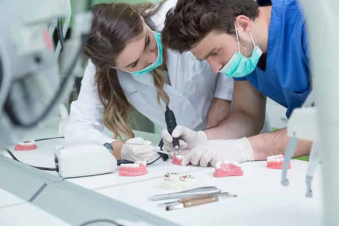 What High School Students Need to Know About Applying to Direct Dental Programs