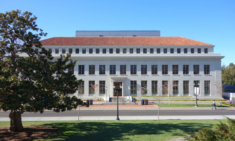 Bancroft_Library_-_University_of_California,_Berkeley_-_DSC04902